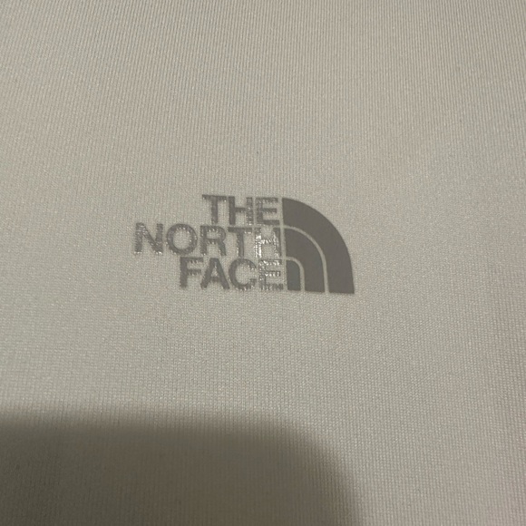 Men’s The North Face Tshirt - Picture 3 of 5